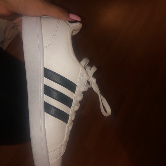 ADIDAS WORN ONCE! - Picture 6 of 8